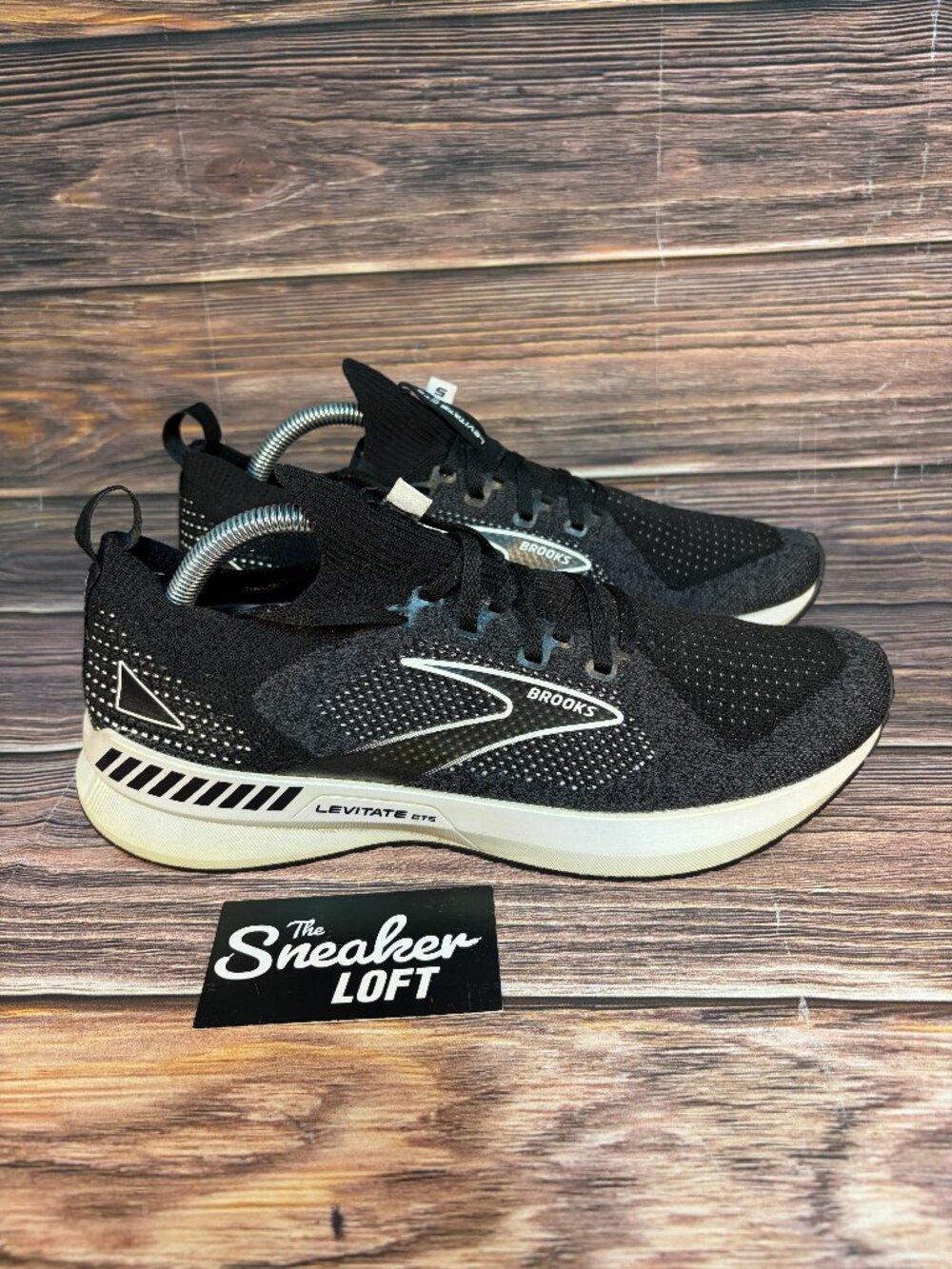 Brooks Women's Levitate SealthFit GTS 5 Black Athletic Running Shoes Size 11